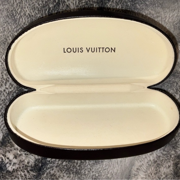 Louis Vuitton Black Sunglasses - Picture 8 of 9